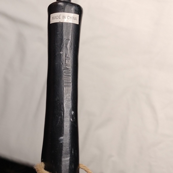 Black Bear Claw Back Scratcher - Picture 4 of 11